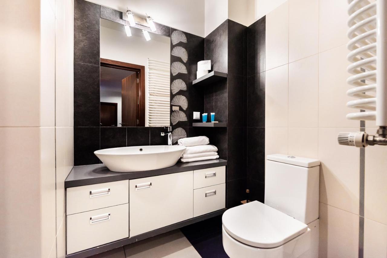 Bemowo Green Wood Apartment Варшава Экстерьер фото
