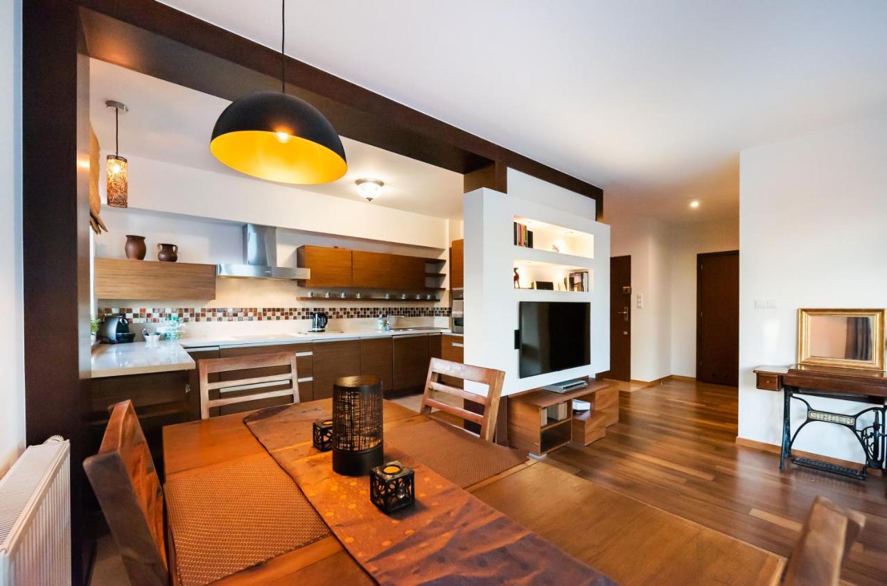 Bemowo Green Wood Apartment Варшава Экстерьер фото