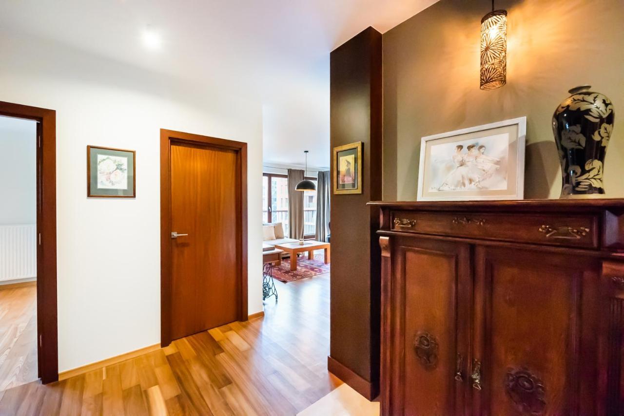 Bemowo Green Wood Apartment Варшава Экстерьер фото